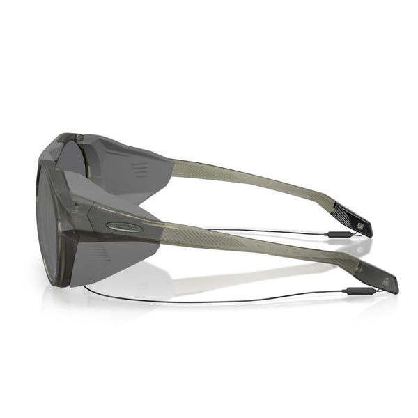 OAKLEY oakley Clifden Latitude Collection Unisex Sunglasses