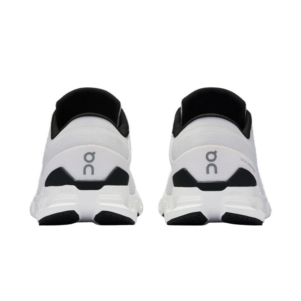 ON on Cloud X 4 Men's Training Shoes